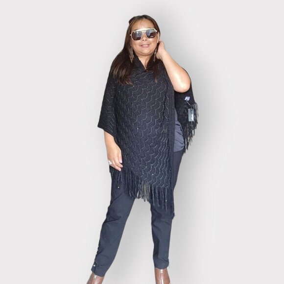 ARDENE WOMENS BLACK SEQUIN PONCHO MED - LARGE WITH FRINGES AT BOTTOM NWT - Picture 2 of 4